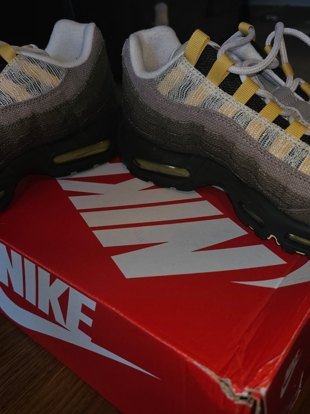 Nike Men’s Brown & Yellow Air Max 95 Sneakers - Picture 4 of 9